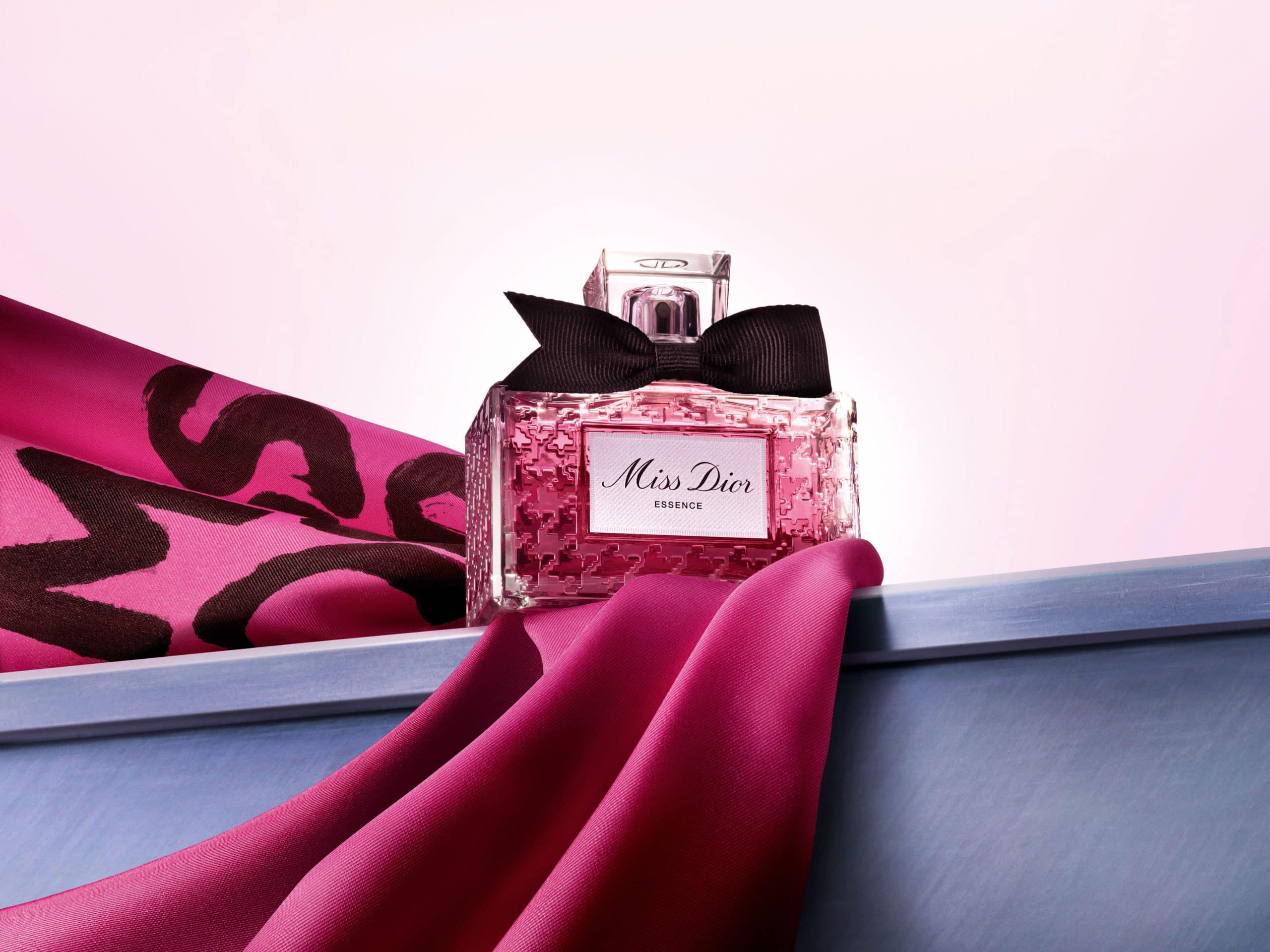 MISS DIOR ESSENCE: THE SWEETEST KIND OF TROUBLE
