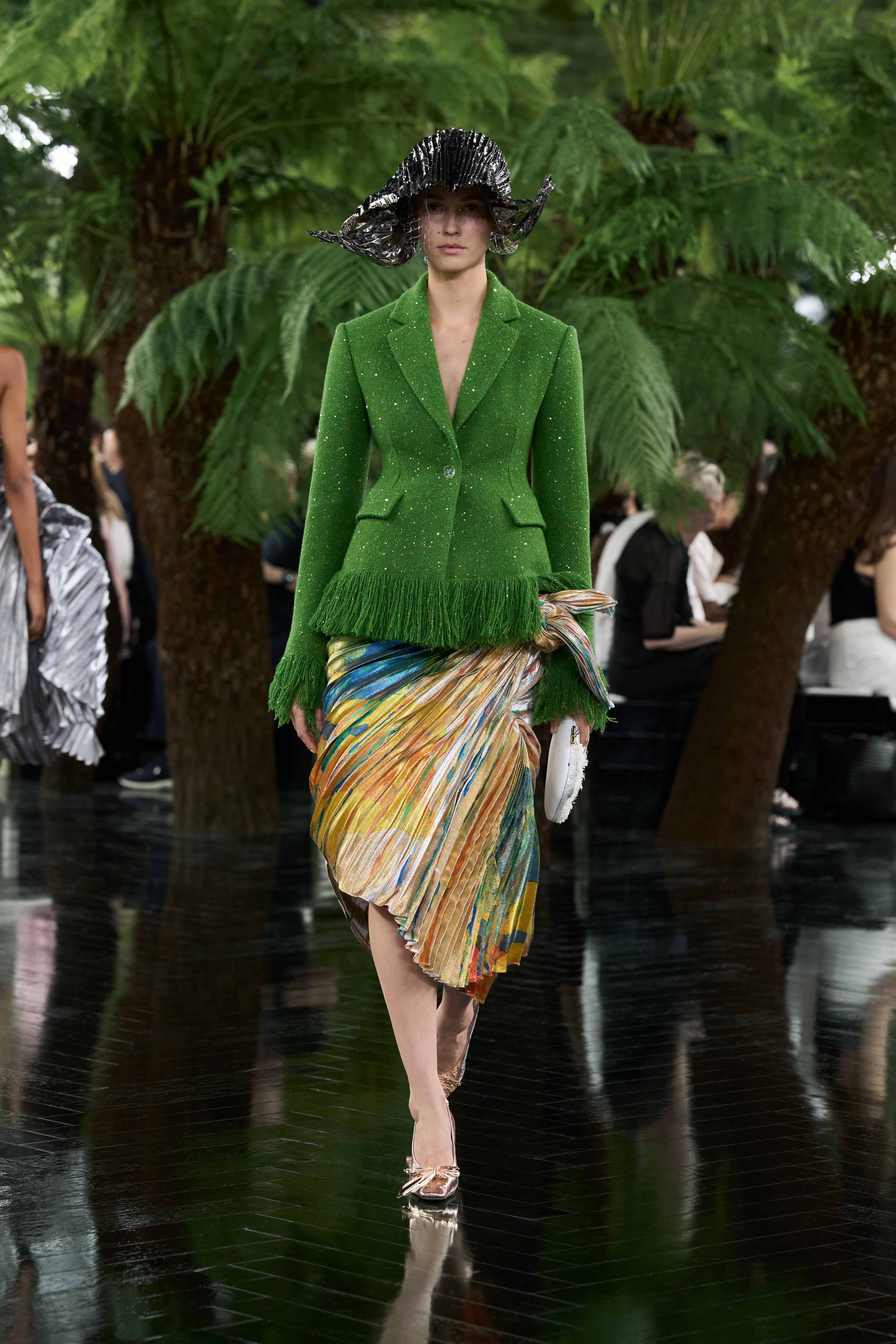 DIOR_HC_ FW2627_FRONT_LOOK_09_2x3