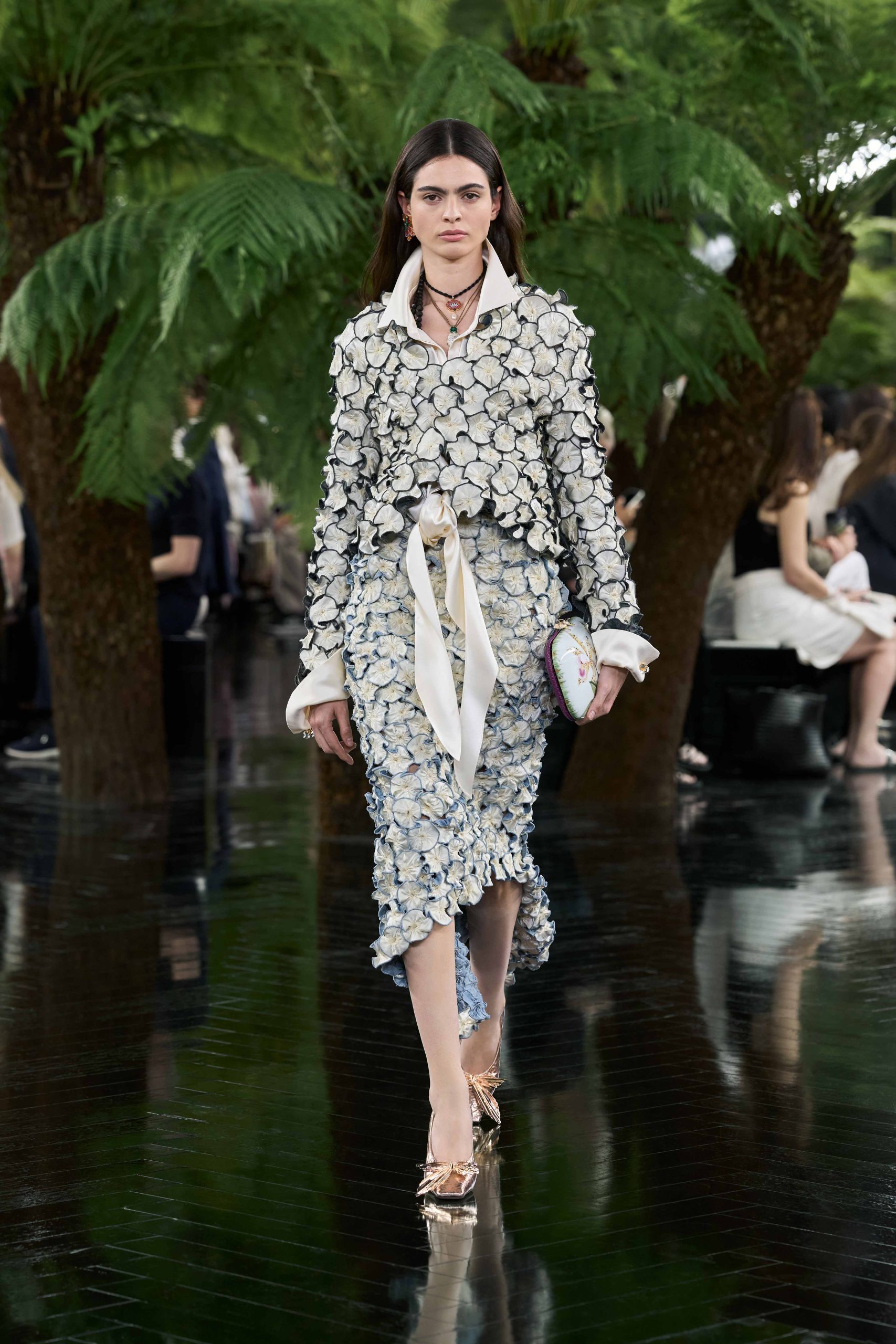 DIOR_HC_ FW2627_FRONT_LOOK_17_2x3