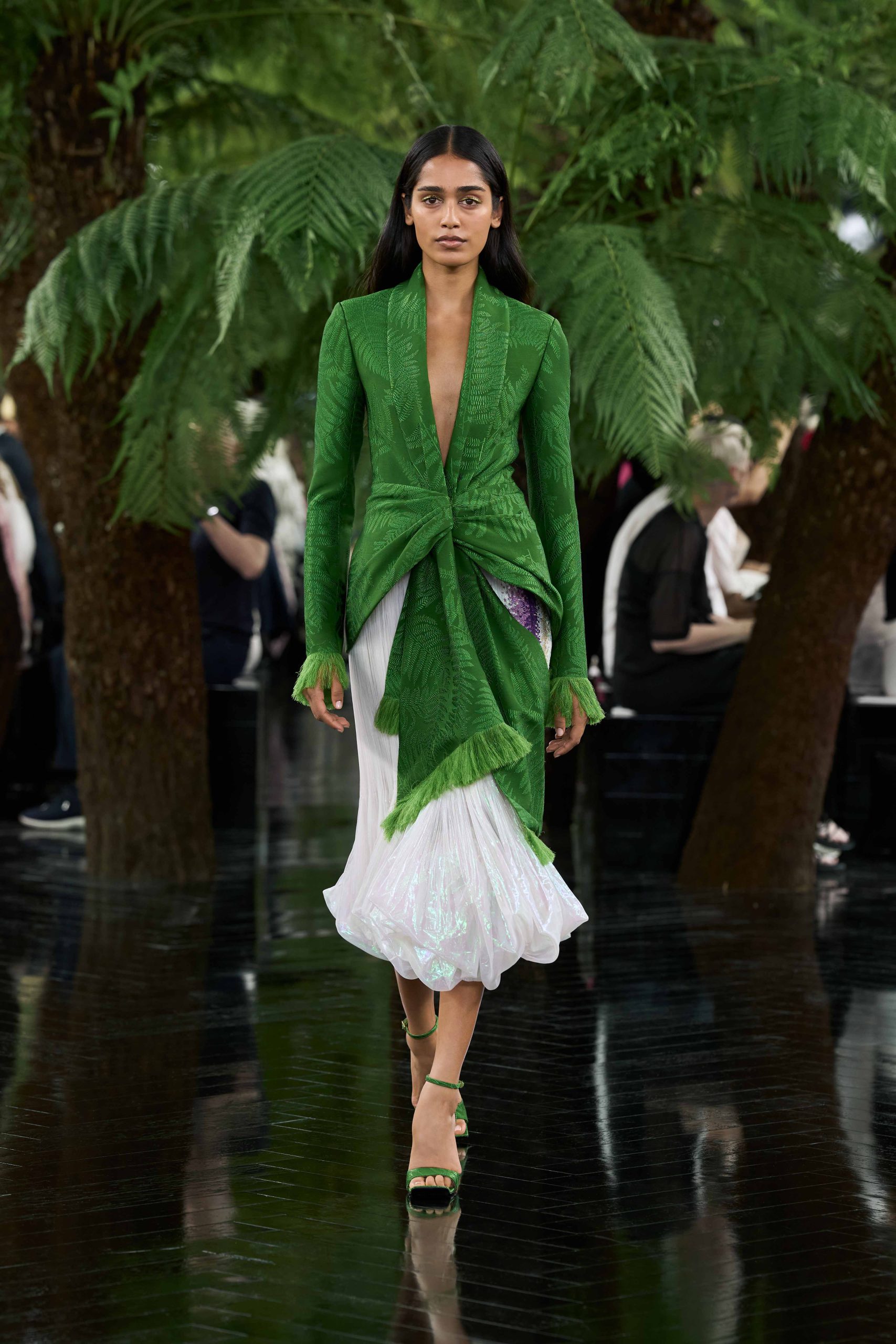 DIOR_HC_ FW2627_FRONT_LOOK_20_2x3