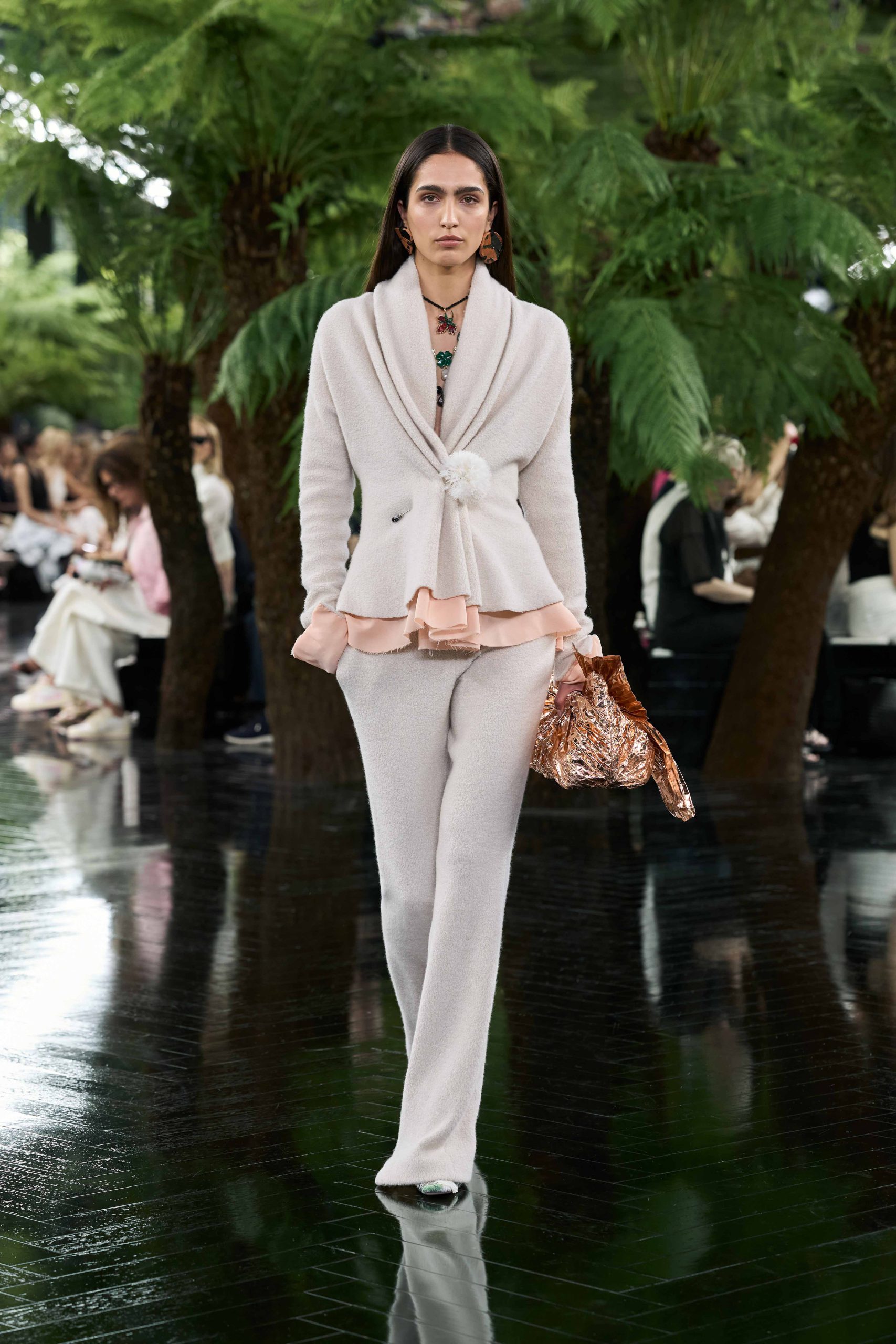 DIOR_HC_ FW2627_FRONT_LOOK_28_2x3