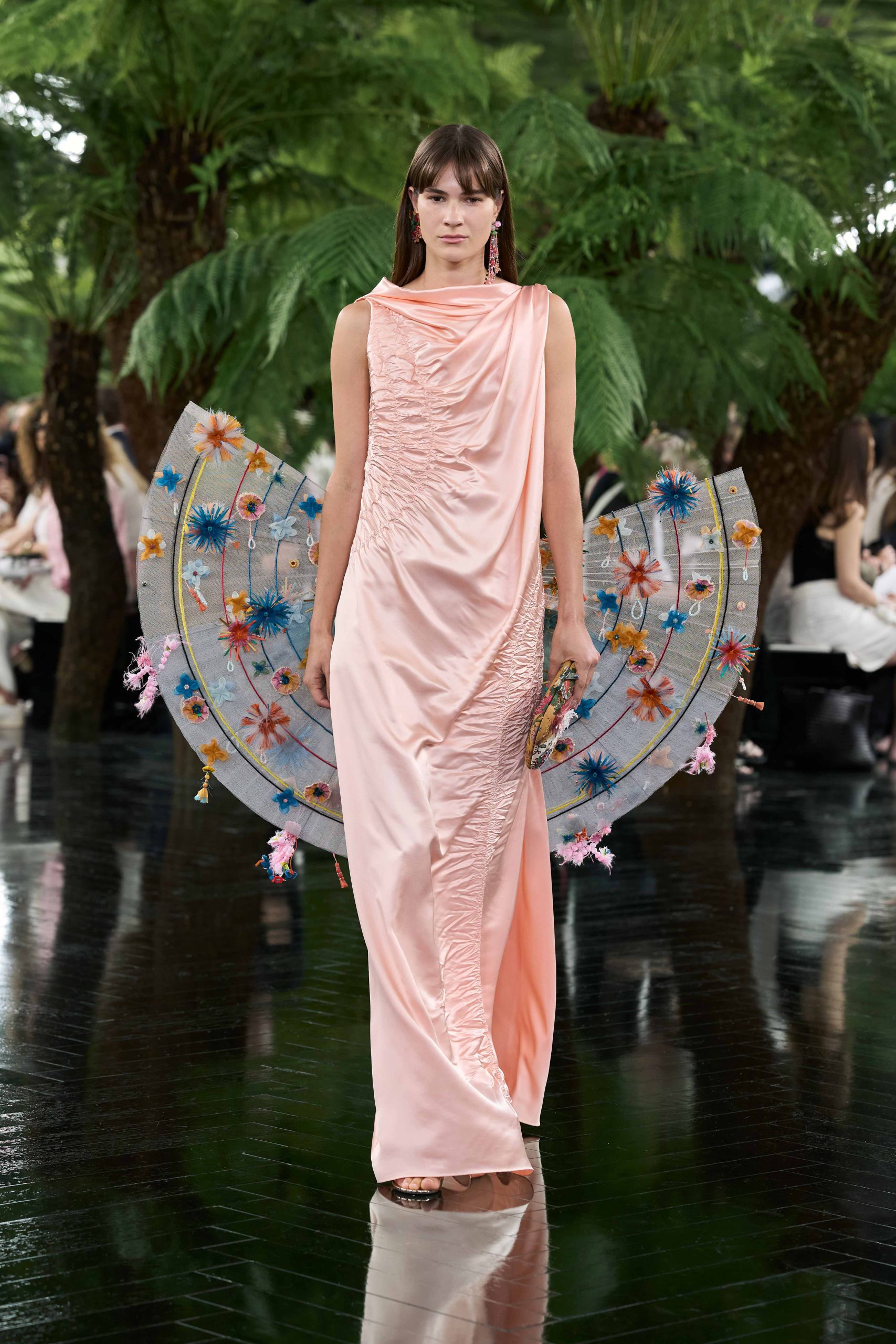 DIOR_HC_ FW2627_FRONT_LOOK_30_2x3