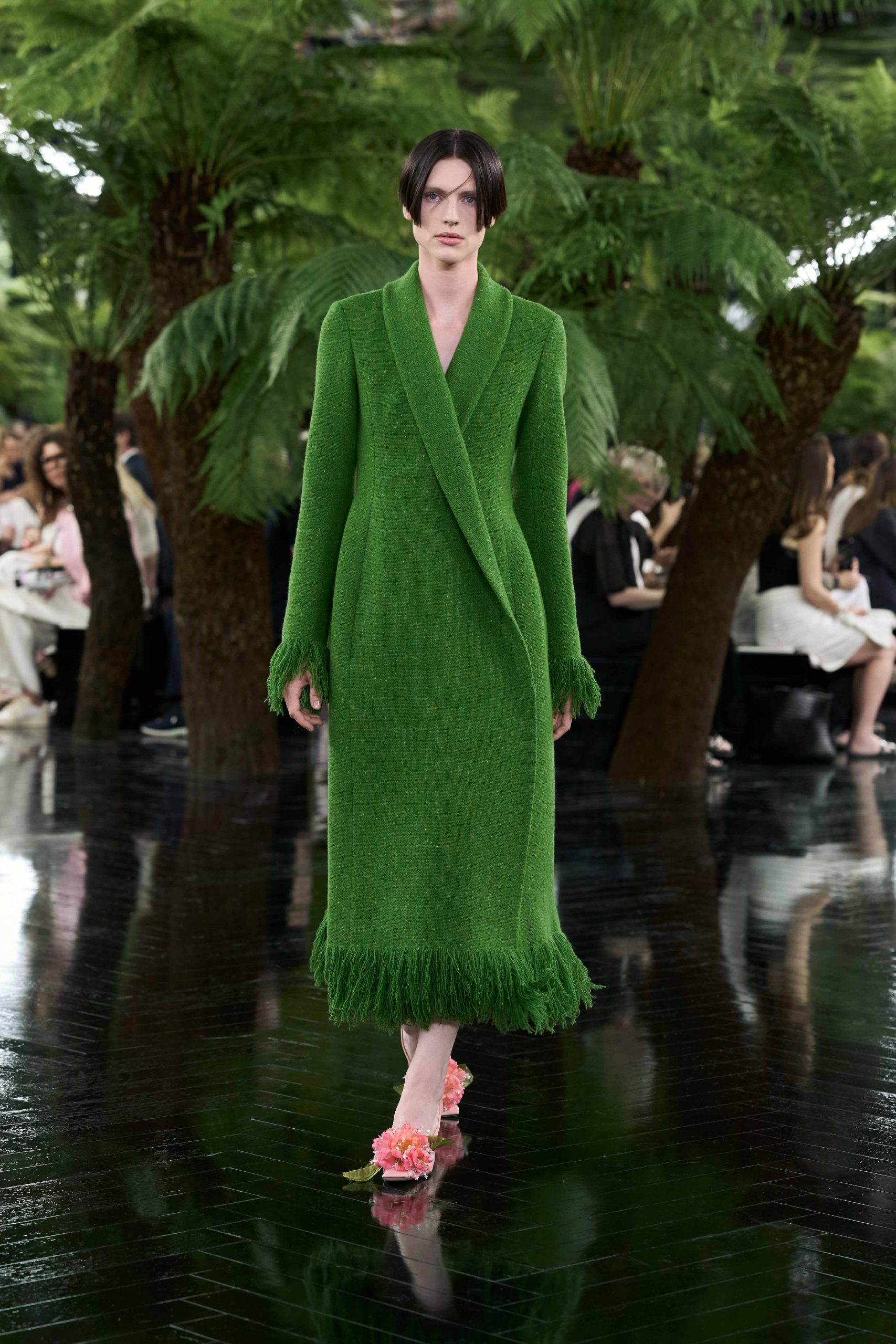DIOR_HC_ FW2627_FRONT_LOOK_34_2x3