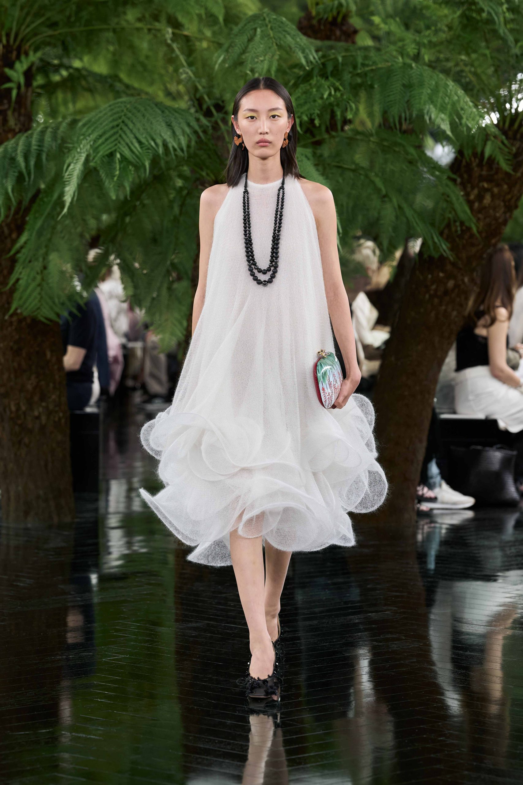 DIOR_HC_ FW2627_FRONT_LOOK_41_2x3