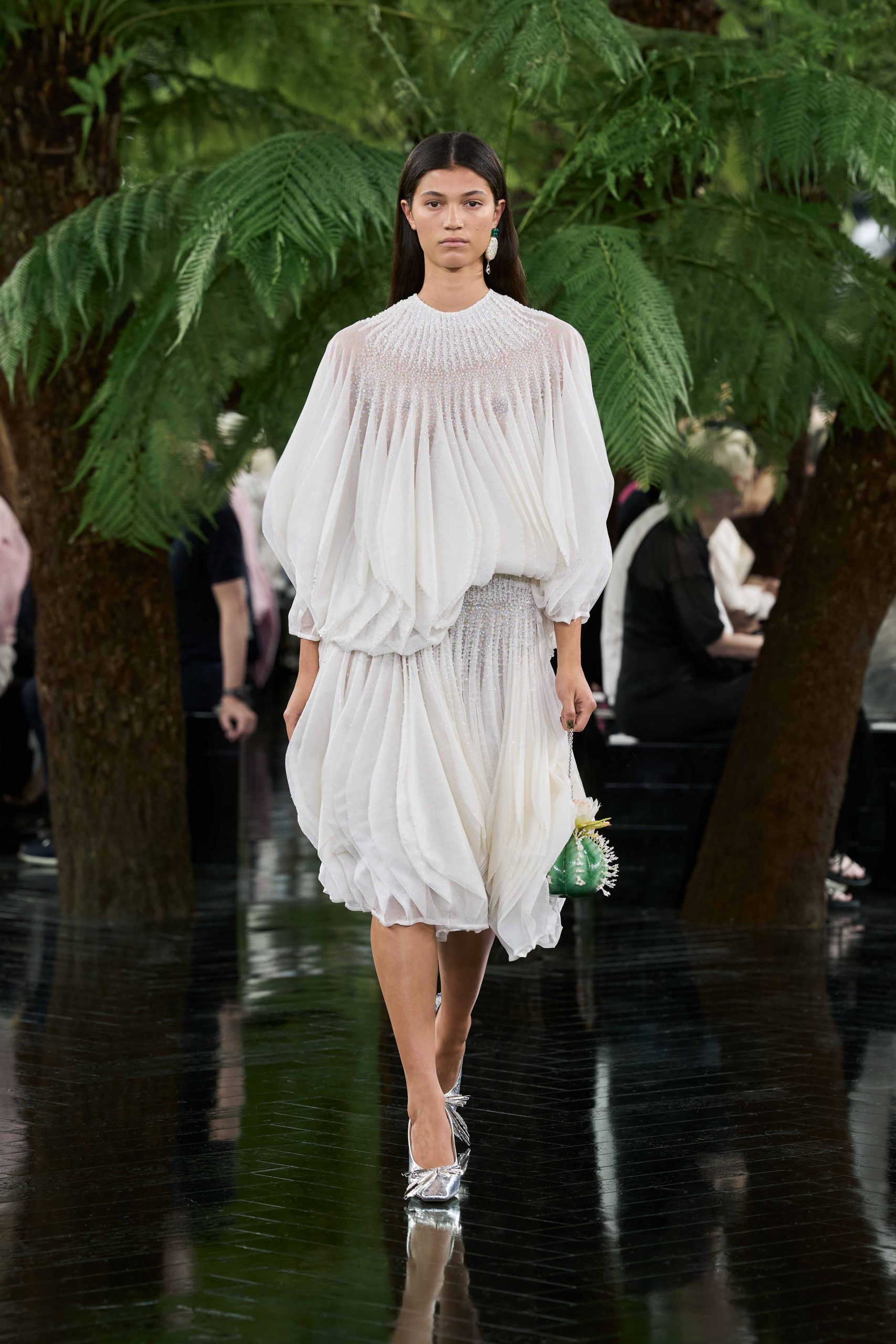 DIOR_HC_ FW2627_FRONT_LOOK_49_2x3