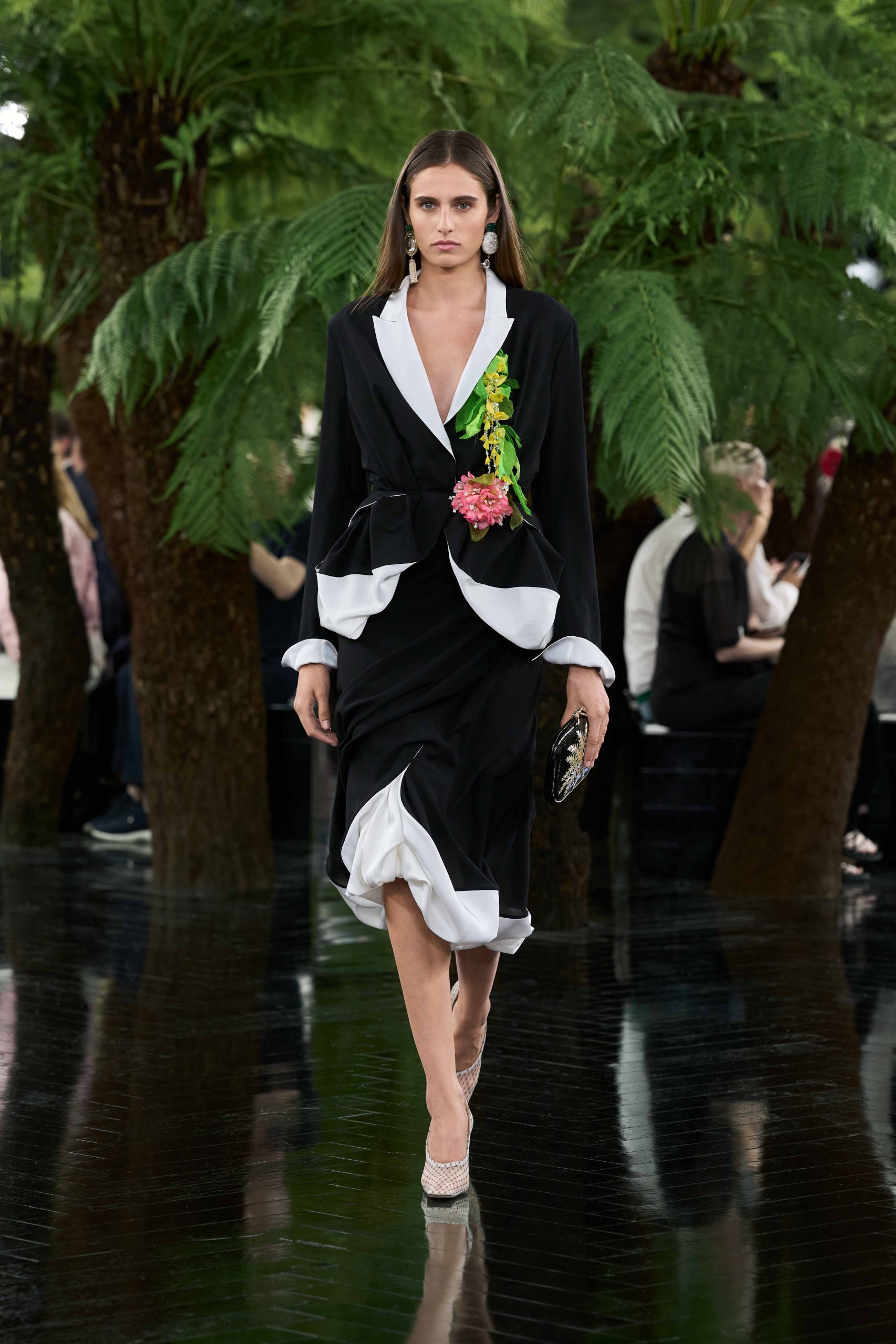 DIOR_HC_ FW2627_FRONT_LOOK_56_2x3