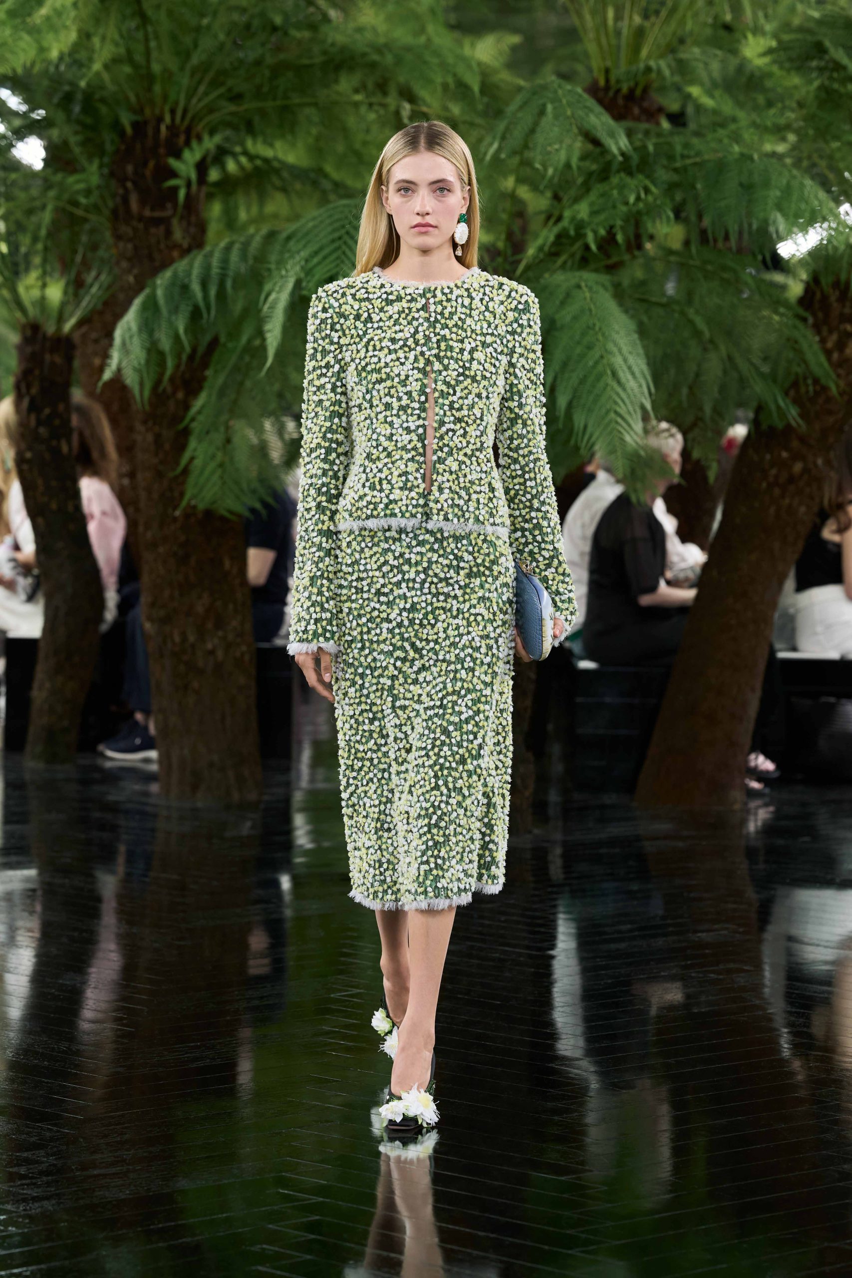 DIOR_HC_ FW2627_FRONT_LOOK_57_2x3