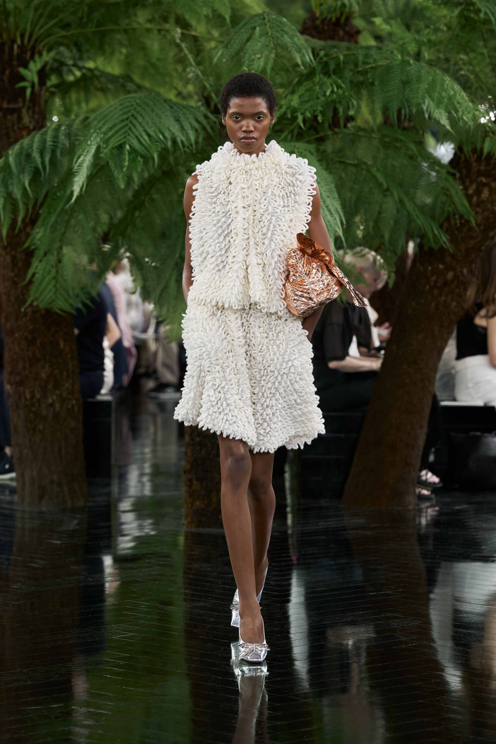 DIOR_HC_ FW2627_FRONT_LOOK_65_2x3
