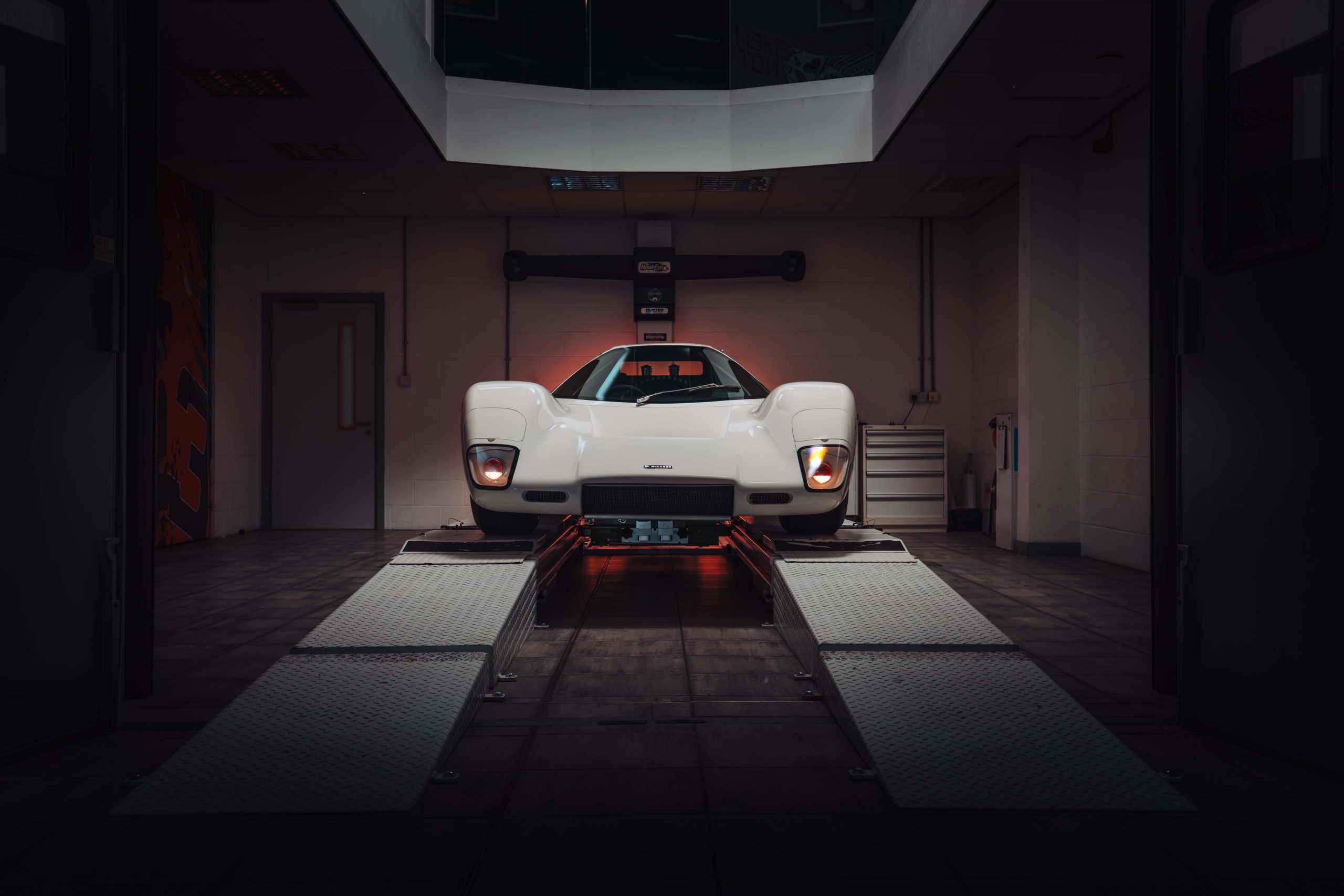 MCLAREN TO DEBUT RESTORED M6GT TRIBUTE AT GOODWOOD 2026