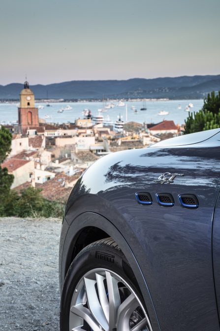 Maserati_Levante_Hybrid_Azzurro_Astro_LOW2U2A3522